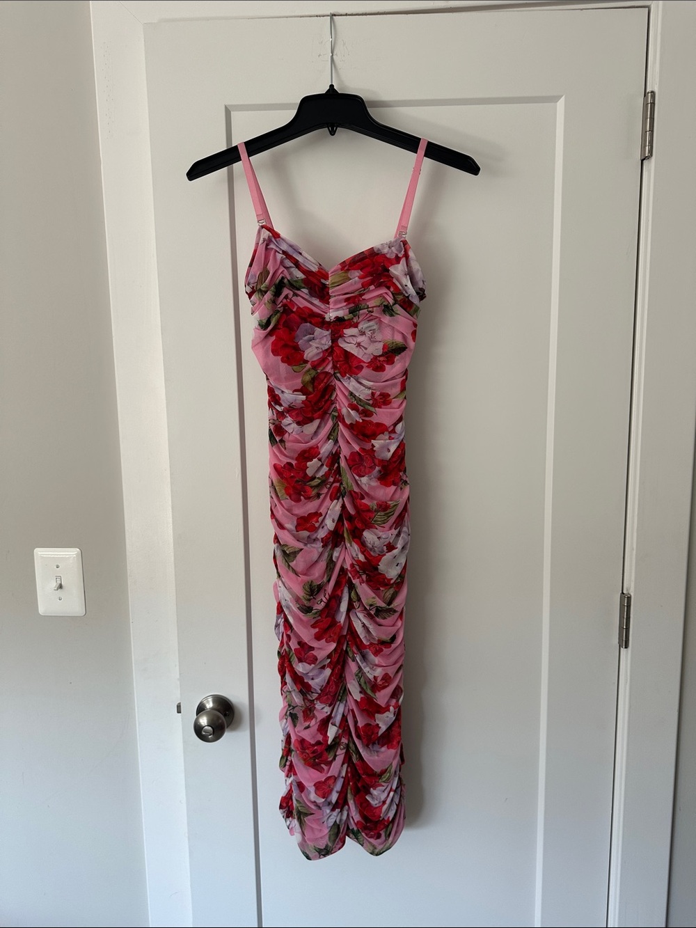 L'AGENCE Floral Caprice Ruched Strapless Midi Dress. Size 4 - Picture 4 of 8